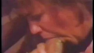 Prsate slatke skitnice imat će teško trojstvo s brutalnim dečkom najbolji pornjici