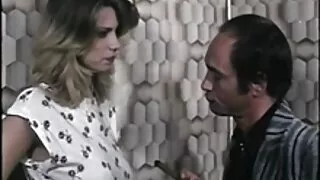 Sparna brineta Ashlyn Rae najbolji filmovi porno jaše na kurac kao prava kaubojka