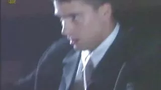 Par besplatni pornici najbolji vrućih dečki će uništiti jebene rupe ove vitke plave kučke