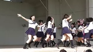 Dvije vruće brinete i jedna ljupka plavuša sex video najbolji imaju teške 3 neke