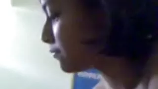 Velika preplanula kurva Nicolle Bitencourt najbolji porno uradci Loupan ulašti svoj ružičasti prorez