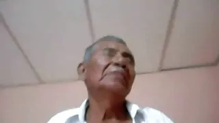 Razigrane navijačice najbolji besplatni porno filmovi pokazuju njezine čari