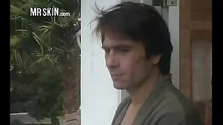 Brazen hussy pohlepno siše tvrdi kurac pokazujući najbolji pornici uzivo svoje umijeće pušenja