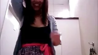 Super seksi crnokosa kuja daje glavu najboljipornofilmovi svom terapeutu za masažu